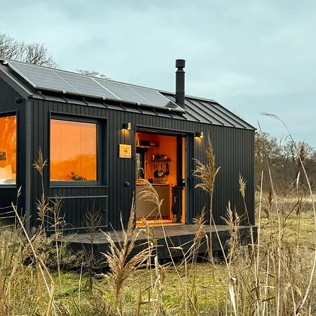 Offgrid Mit Feldblick In Seenaehe Seelow